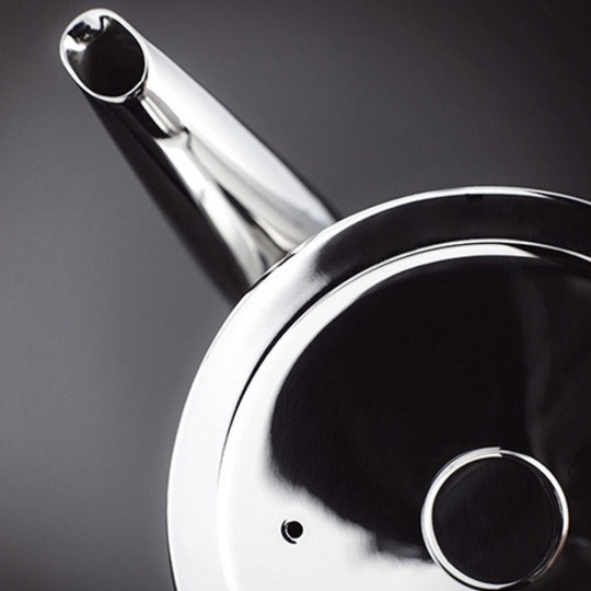 Théière Stellar inox : pièce magnifique avec une finition inox chromé irréprochable