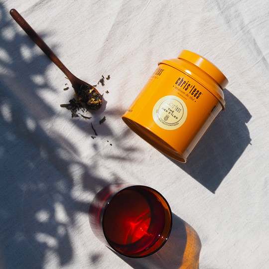 Thé des Z'îles au soleil, près des Bordeaux ! Un thé vert à la mangue et fruits exotiques
