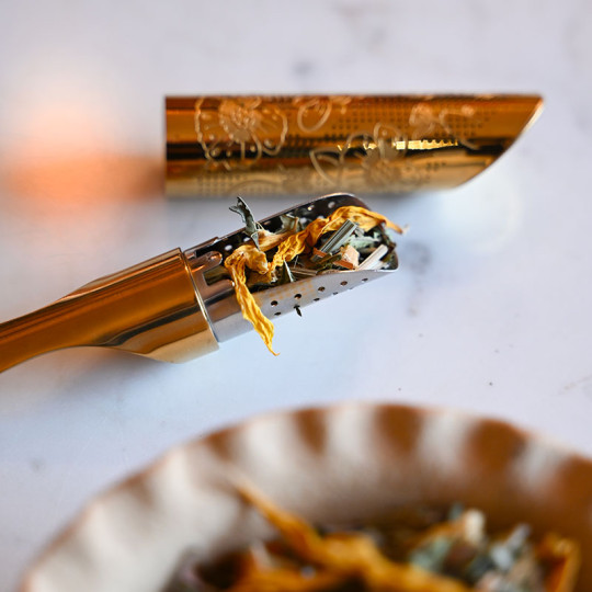 Un infuseur/doseur nomade