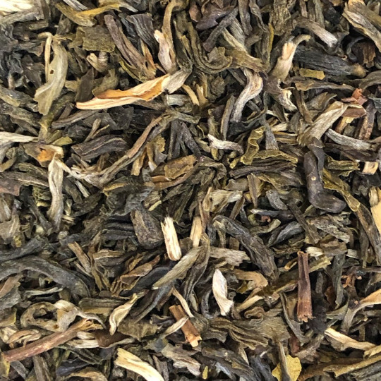 Assemblage vrac du thé vert fleuri "Yunnan Silver Hill"