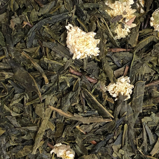 Assemblage en vrac du thé "Mademoiselle", un thé vert au jasmin et à la bergamote