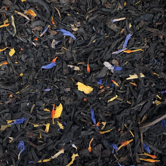 Assemblage du thé Grand Hôtel, un thé noir à la figue, mandarine et châtaigne