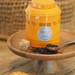 💂🏼‍♂️ Prince Harry : un pur thé noir Earl Grey avec ses notes de bergamote. Idéal au petit-déjeuner ou pour le traditionnel tea time anglais.

#christeas #christeasbordeaux #maisondethe #depuis2001 #entreprisefamiliale #boutiquedethe #lartduthe #bychristel #assemblagedethe #thesignature #lethealabordelaise #the #tea #alheureduthe #infusezbuvezvivez #bordeauxmaville #boutiquechristeas #madeinbordeaux #maisondethefamiliale #ideecadeau #accessoires #tealover