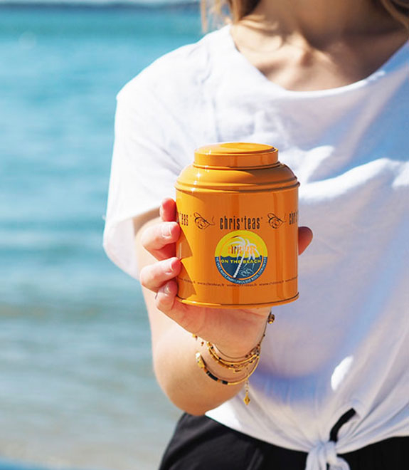 Tea on the beach !